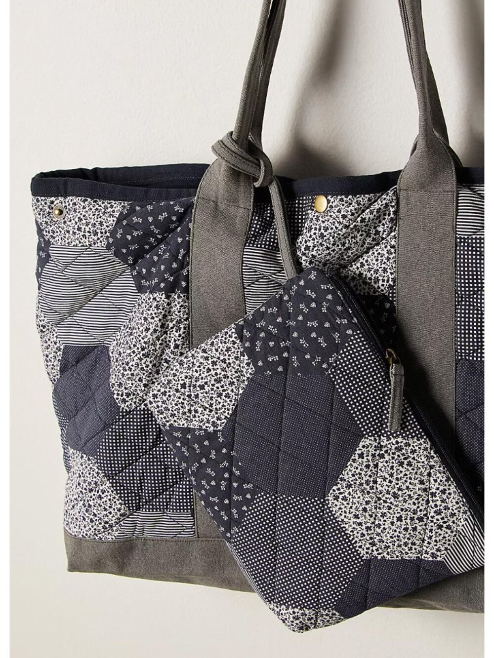 FREE PEOPLE Pippa Patchwork Tote / Blue Combo - Picture 10 of 11
